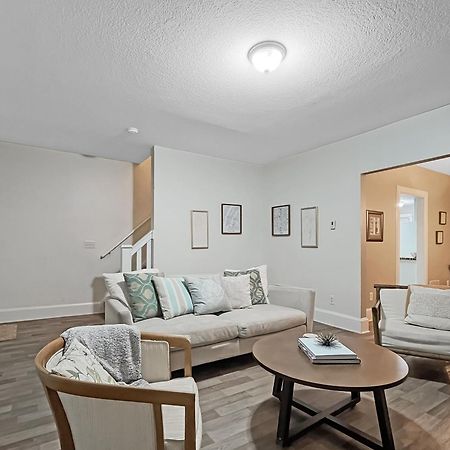 Chic 2Br Duplex Free Parking Near Hospitals Des Moines Exterior foto